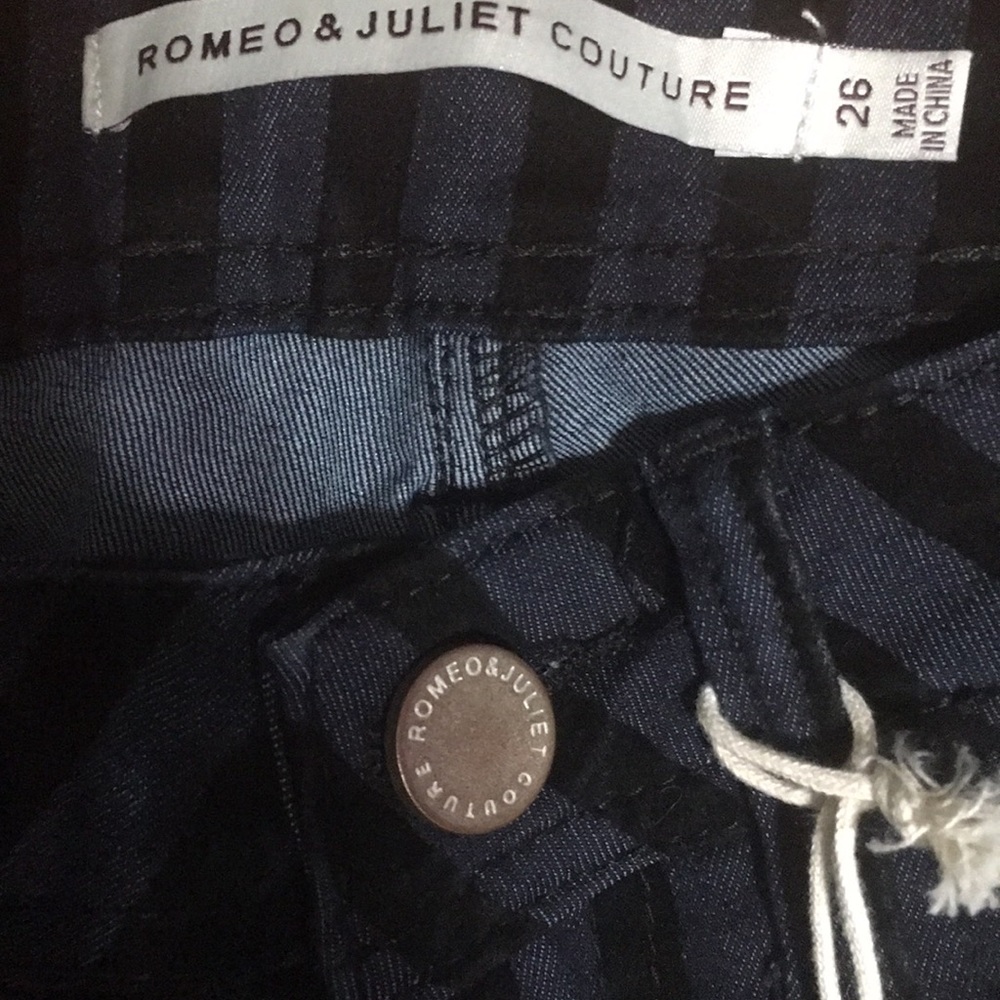 Romeo & Juliet Striped Black Velvet Jeans🎉🎉 - Picture 6 of 11